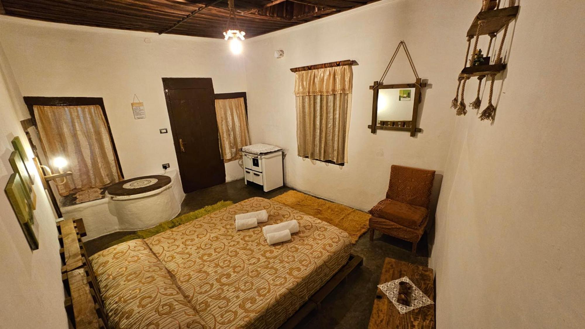 Guest House Panorama 培拉特 外观 照片