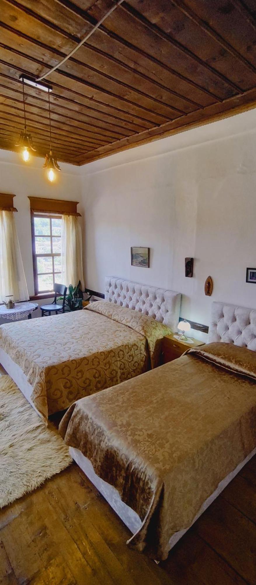 Guest House Panorama 培拉特 外观 照片