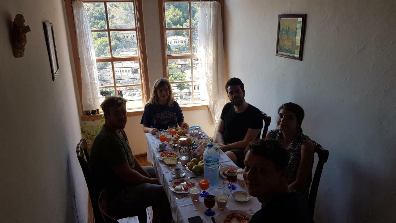 Guest House Panorama 培拉特 外观 照片